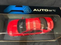 2002 Holden Commodore VY SS Series II in &ldquo;Red Hot&ldquo; - 0004/2000 - AUTOart 73426 - 4