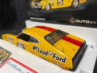 1973 Ford Falcon XA GT Hardtop # 5 John Goss/Kevin Bartlett - Hardie-Ferodo 1000 - 0004/5000 - AUTOart 87314 - Certificate Signed John Goss - 4