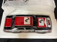 1976 Holden Torana LH L34 # 2 John Harvey - HDT ATCC - 0004/2000 - AUTOart - Certificate Signed John Harvey - 4