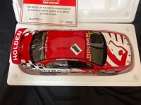 2002 Holden Commodore VX # 1 Mark Skaife - HRT ATCC - 0004/5000 - AUTOart 80264 - 5
