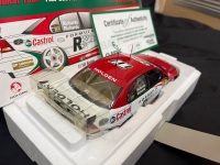 2004 Holden Commodore VY # 11 S.Richards/J.Richards - Castrol Racing - Bathurst - 0008/1800 - Classic Car 18147 - 3
