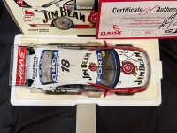 2007 Ford Falcon BF XR8 # 18 Will Davison - DJR Jim Beam ATCC - 0954/1000 - Classic Car 18294 - Car & Certificate Signed Will Davison - 4