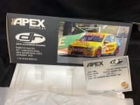 2014 Ford Falcon FG XR8 # 17 Johnson/Wall DJR 1994 Retro - Bathurst 0189/1434 - APEX Replicas AD80610 - 6