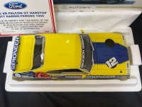 1977 Ford Falcon XB GT # 12 Ron Dickson/Fred Gibson - Hardie-Ferodo 1000 - 0554 / 0564 - AUTOart 87716 - 5