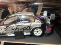 2001 Ford Falcon AU XR8 # 00 Craig Lowndes - Gibson 00 Motorsport - SSC - Biante MB013 - Car Signed Craig Lowndes - 3