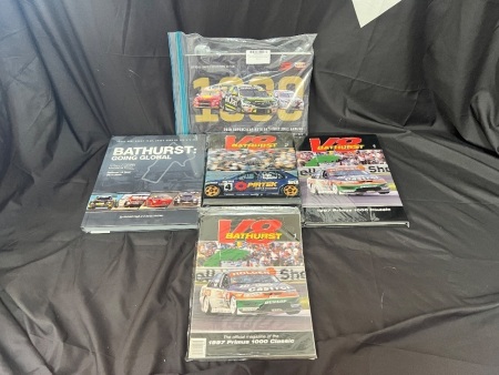 Modern V8 Bathurst Books 1997 1998 Going Global and 2018 Annual
