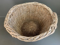 XXL Vintage Wicker Basket - 2