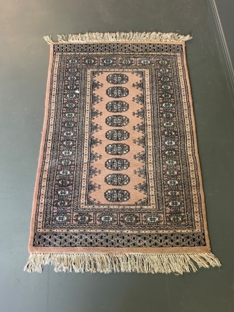 Fine Hand Knotted Silk Persian Rug