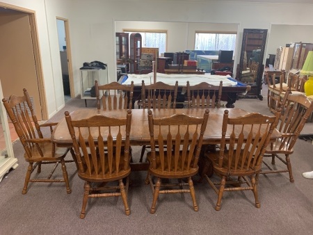 Large Contemporary Extending Timber Dining Suite inc. 8 Chairs