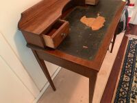 Edwardian Mahogany Ladies Writing Desk with Inlaid Stringing and Leather Top of Small Proportions - As Is - 4