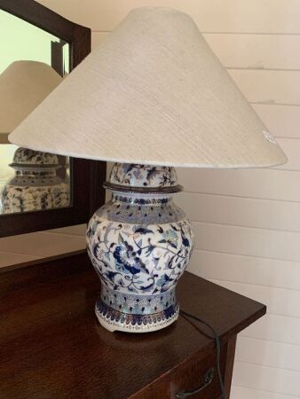Gilt Blue and White Ginger Jar Style Table Lamp