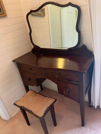 Antique Silky Oak Kneehole Dresser with 4 Drawers and Bevelled Shaped Mirror Above + Upholstered Stool