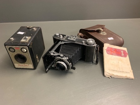 Vintage Kodak Box Brownie Flassh Camera + Italian Ferrania Falco S Bellows Camera c1950's in Original Case