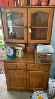 Pine 4 Door 2 Drawer Hutch - 3