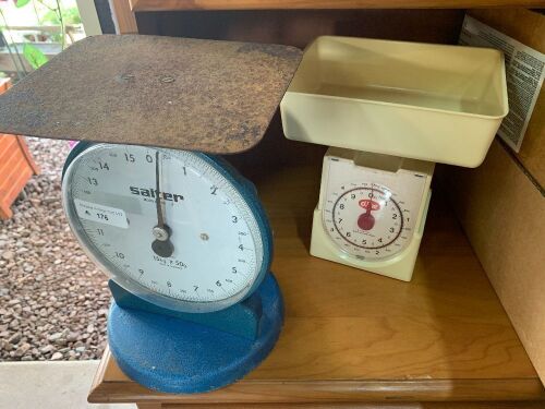 2 Sets of Kitchen Scales - 1 Salter 1 D.Line