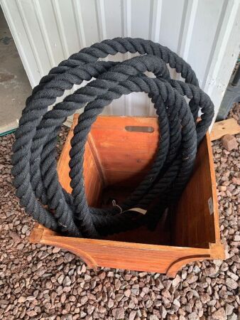 Black Training Rope + Timber Box
