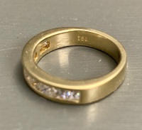 18K Gold Wedding Band Set with 10 Diamonds - 4