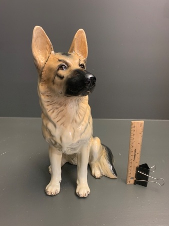 XL Beswick 'Fireside' German Shepherd - Model 2410