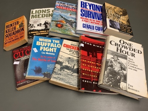 10 Asstd Reference Books on the Vietnam War