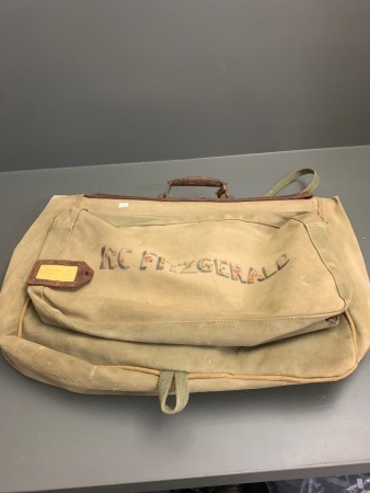 Â  WW2 US Army Officer Genuine Service-Pak Suitcase / Valise - RC FitzgeraldÂ 