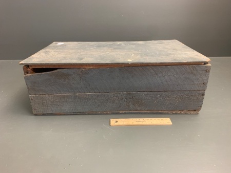 US Navy Sailor's Wooden Box for Personal Effects,Â WW2Â 