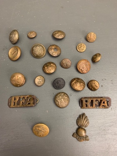 Asstd Lot of Old Military Buttons and Insignia