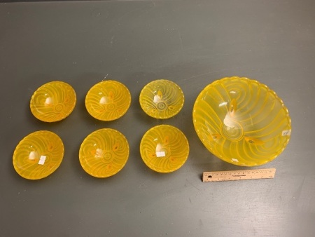 Vintage Sunburst Yellow Fruit BowlÂ  with Swirl Pattern + 6 Small Bowls c1960's