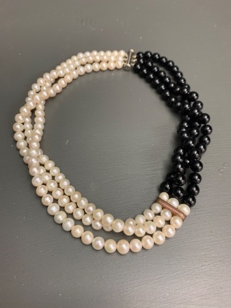 3 Strand Freshwater Pearl & Onyx Necklace with Diamante Band