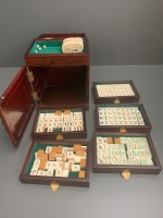 Beautiful Rosewood Boxed Bamboo & Lucite MahJong Set - 2