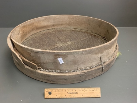 Large Vintage Garden Riddle / Sieve