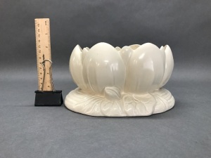 Oval Shaped Clarice Cliff Lotus Bowl C1940