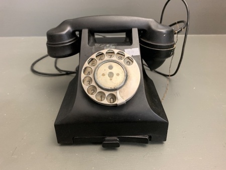 Vintage Bakelite Rotary Dial Telephone
