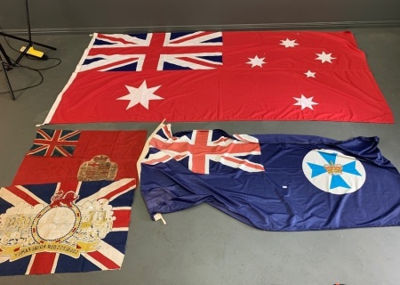 4 x Vintage Flags inc. XL Australian Red Ensign and Lge QLD Flags