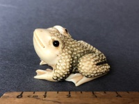 Antique Japanese Carved Ivory Netsuke Depicting Mother & Baby Frog with Beaded Eyes. 2 Character Signature to Base - Baby Frog Well Rubbed - 2