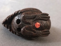 Vintage Japanese Carved Wooden Netsuke in the Form of a Chicken with Bead Eyes - Signed on Inlay to Base - 7