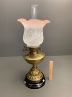 Antique Victorian Ceramic Based Kero Lamp with Brass Font - 4