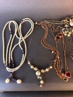 Asstd Lot of Fashion and Costume Jewellery - 2