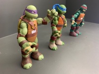 3 x Large Teenage Mutant Ninja Turtles Models/Toys - 3