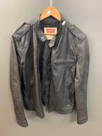 Levi's Leather Jacket Size :M