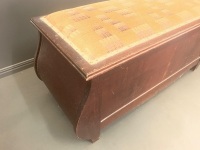 Vintage Silky Oak Framed Glory Box with Bulbous Ends and Upholstered Top - 4