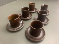 Set of 6 Mid Century Arabia Finnish Coffee Cups and Saucers - 3