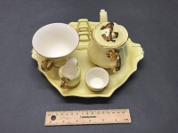 Royal Winton Gold Edged Petunia Breakfast Set - 2