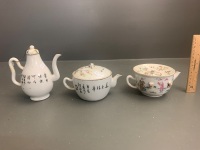 3 x Antique Early 20th Century Famille Rose Chinese Tea Pots - Stamps to Base - 2