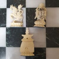 Beautifully Carved Chinese Antique Ivery Chess Set and Later Quartz/Marble Board - 7