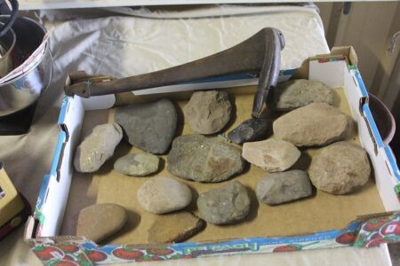 Asstd Lot of Aboriginal Stone Axe Heads + Antique PNG Axe Handle - No Stone