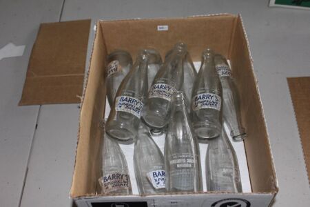 Box of 12 x Vintage Mundubbera Cordials - Barry's Sparkling Drinks 200ml Bottles