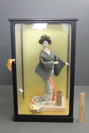 Vintage Japanese Geisha Doll in Timber Glazed Case