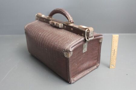 Vintage Leather Gladstone Bag