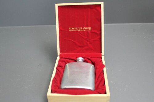 Royal Selangor Pewter Hip Flask in Gift Box