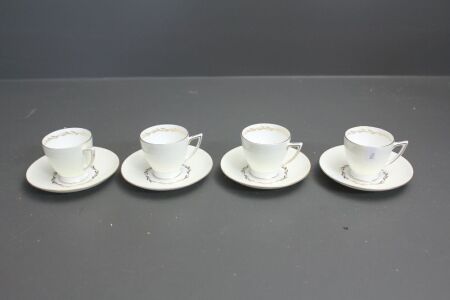 Set of 4 Minton Demi-Tasse Coffee Cups and Saucers